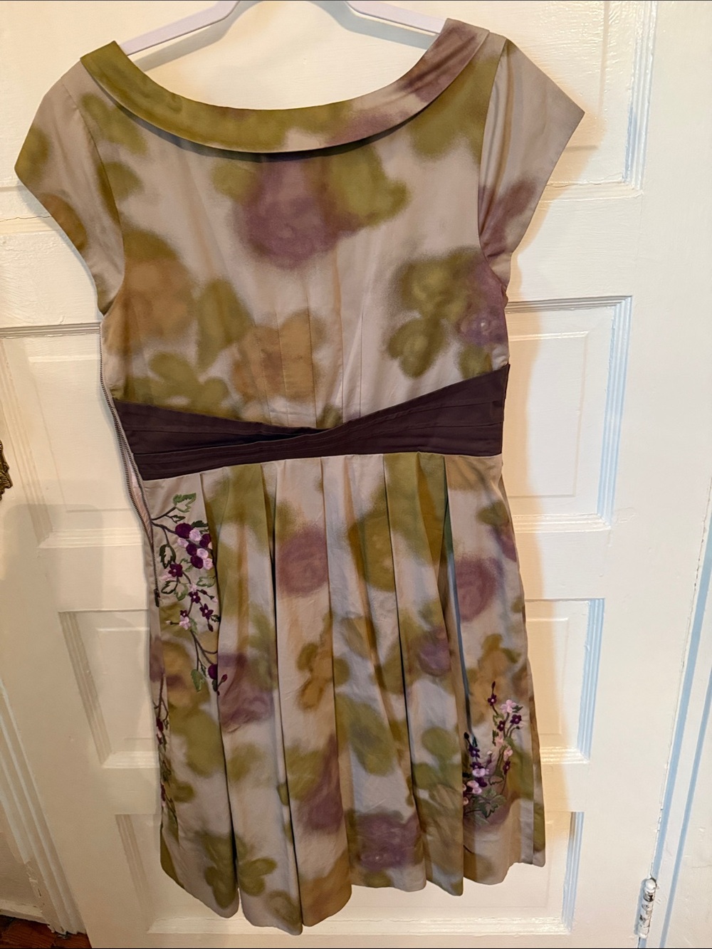 Floreat Olive & Mauve Floral-Embroidered Fit-and-Flare Midi Dress - Picture 3 of 4